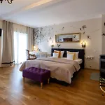 Soeruper Hof Otel Sörup